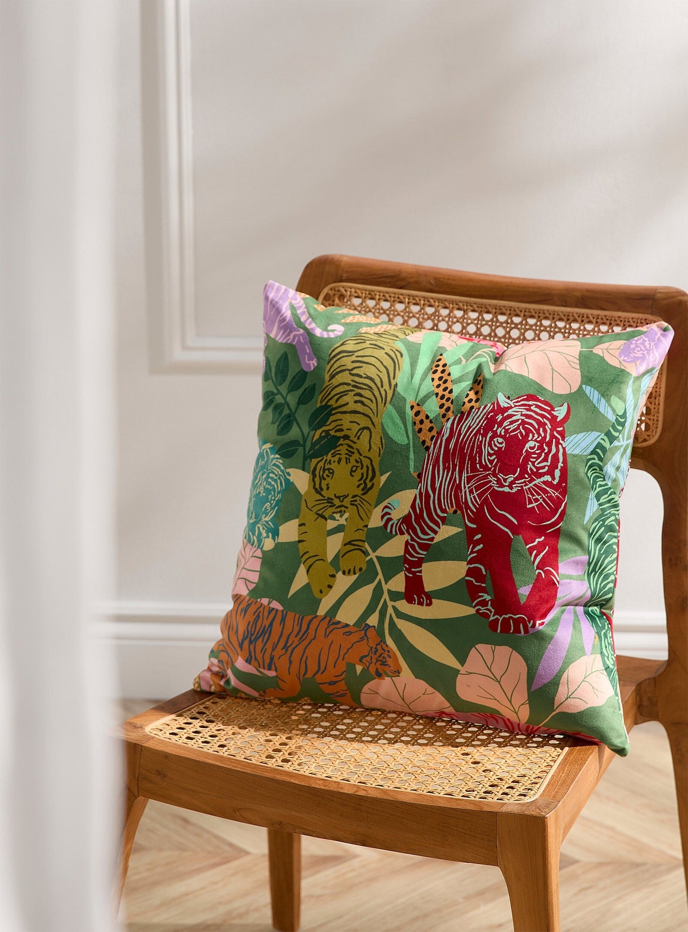 Bedding & Cushions