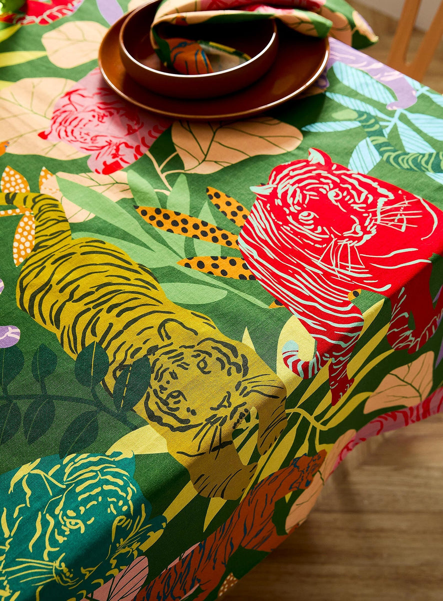 Nappe à pompons Tigresse