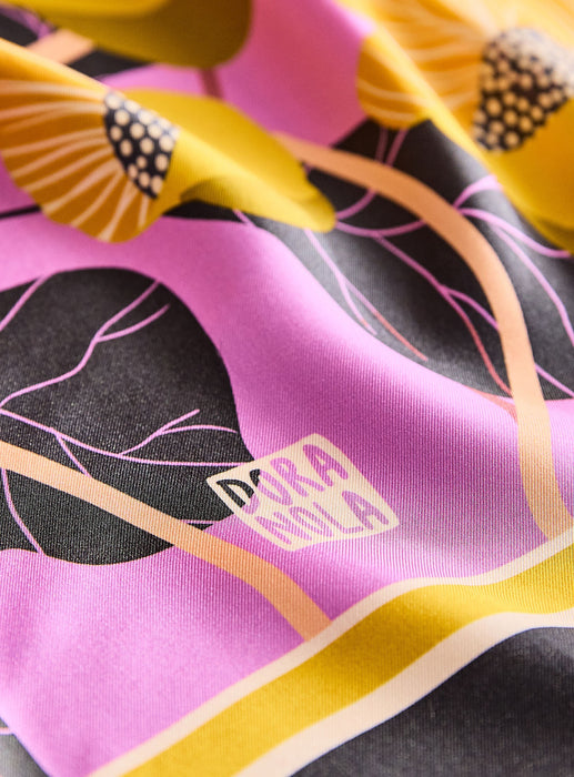 Rosie's Garden silk scarf 90